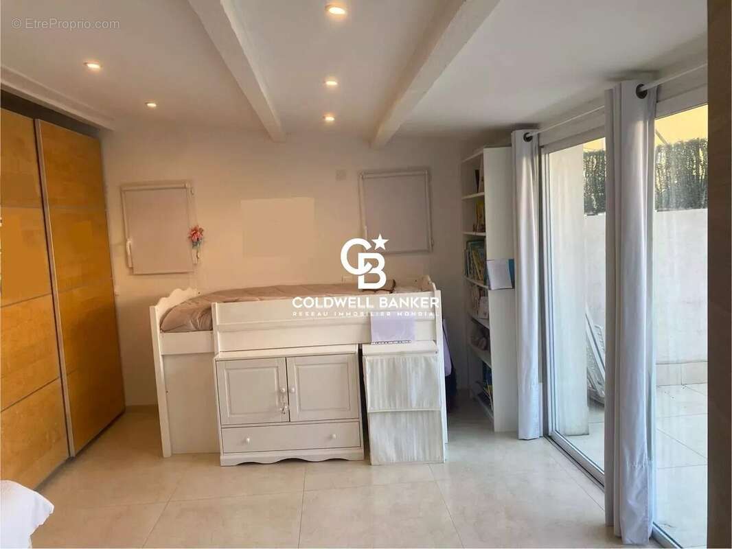 Appartement à SAINT-RAPHAEL