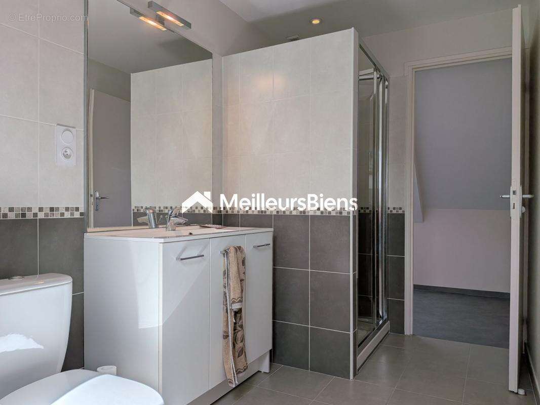 Maison familiale au cœur de La Gacilly avec grand terrain constructible - photo 14