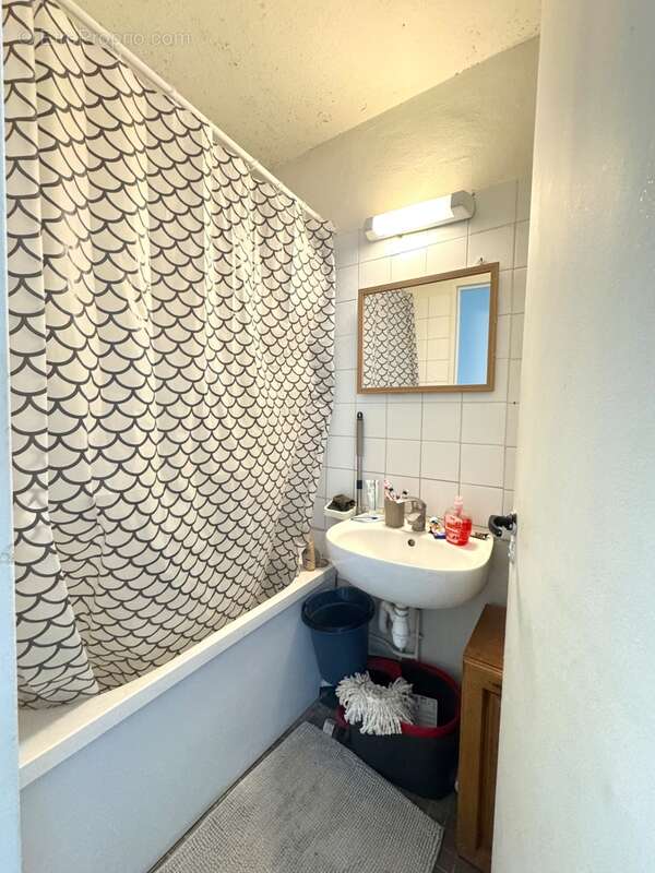 À vendre - Appartement F4 de 66,34 m2 avec une cave - Opportunité à saisir à AVON (77) - photo 13