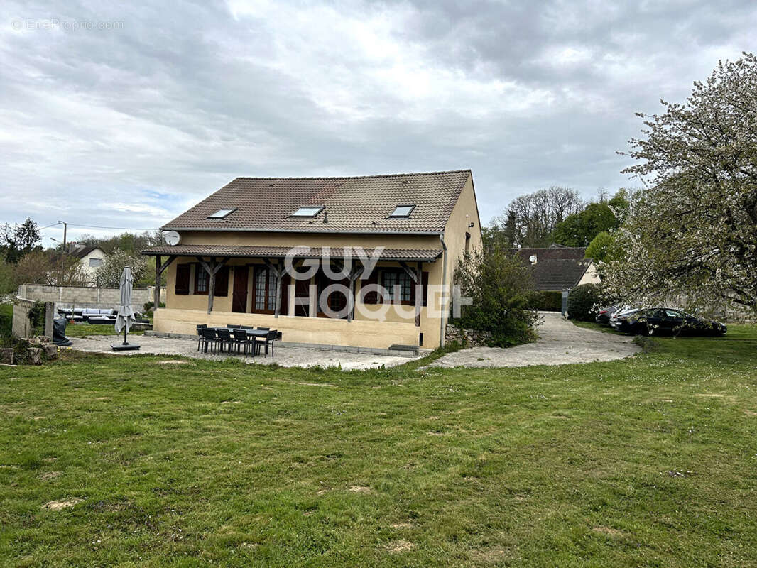 Maison à CHALAUTRE-LA-PETITE