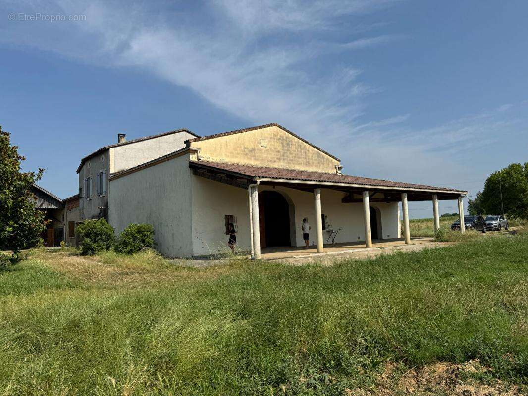 Maison à ESPIET