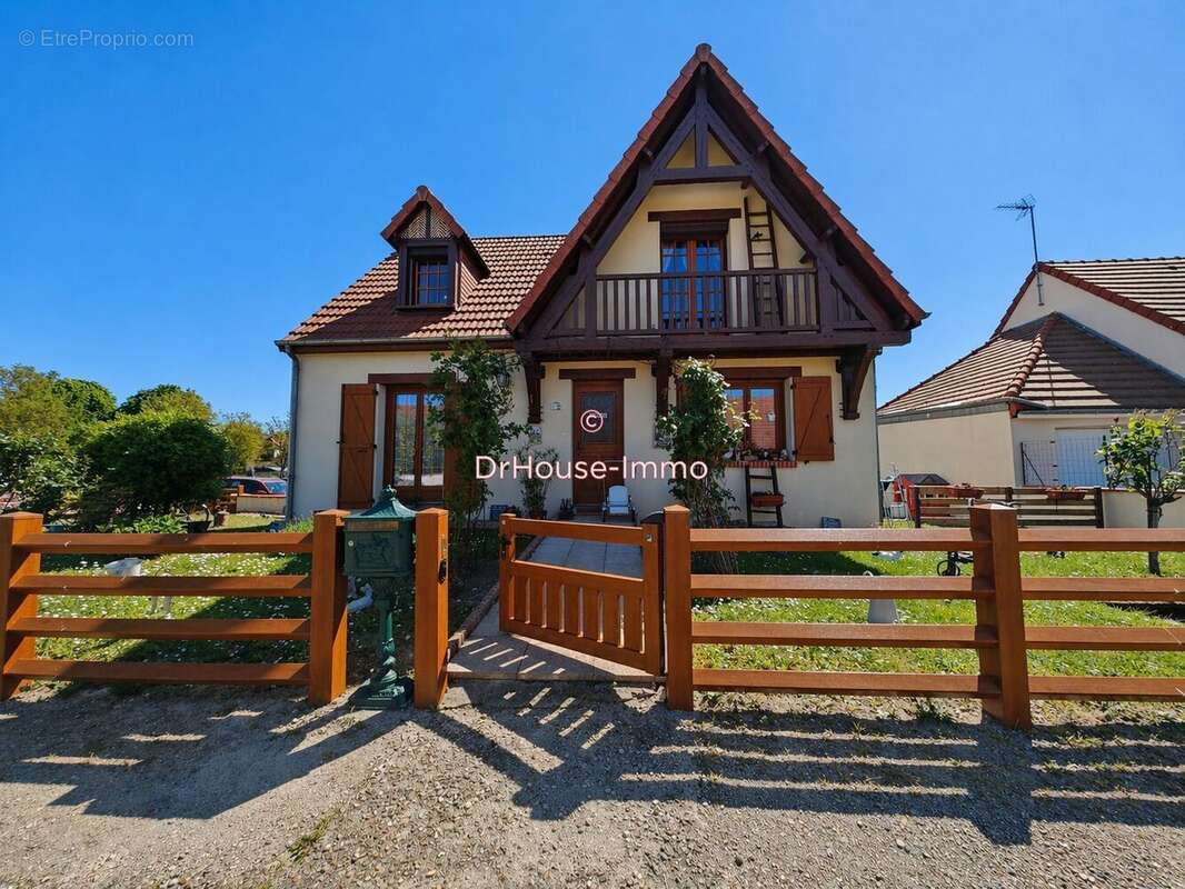 Maison 130 m² à Saran  - photo 10