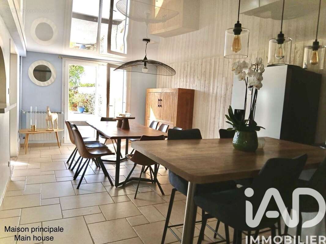 Maison 375 m² à Villiers-Le-Sec  - photo 7