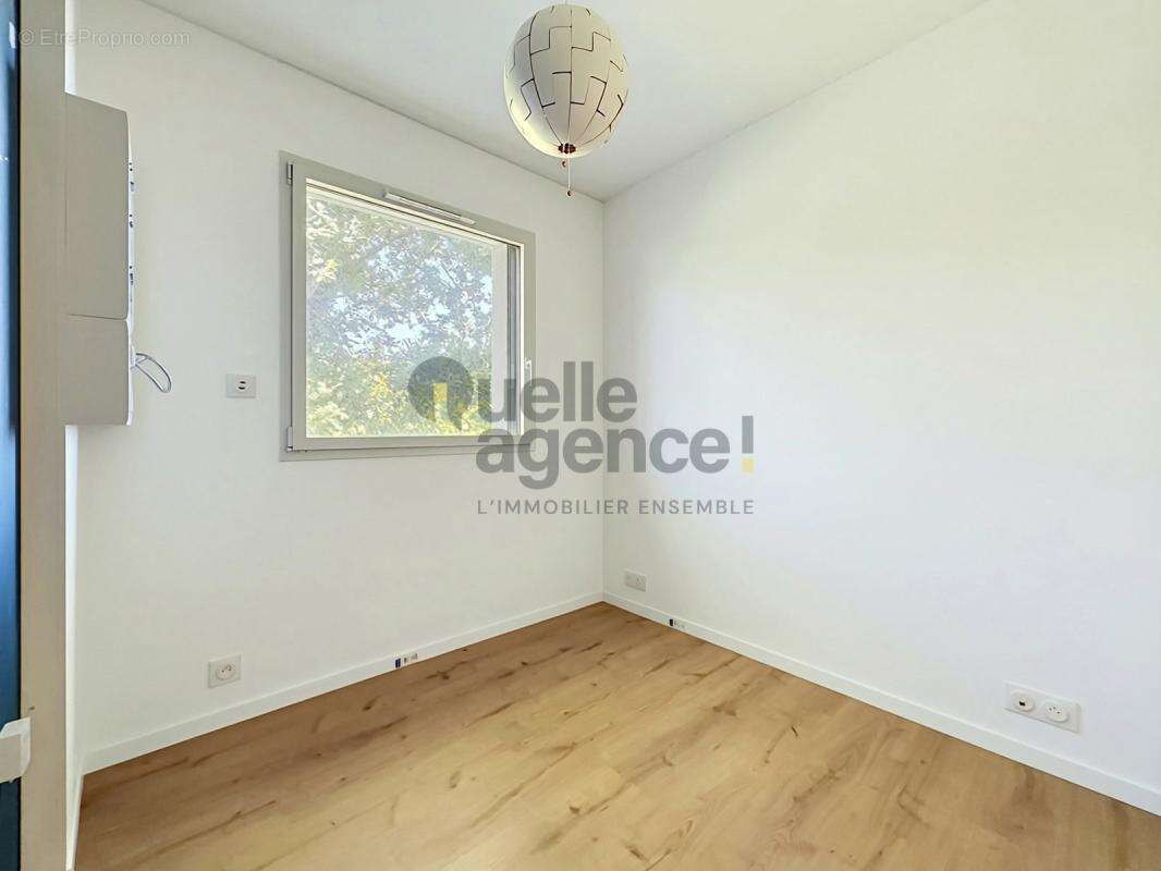 Maison 11 pièces de 230 m2 à Saint-Urbain - photo 12