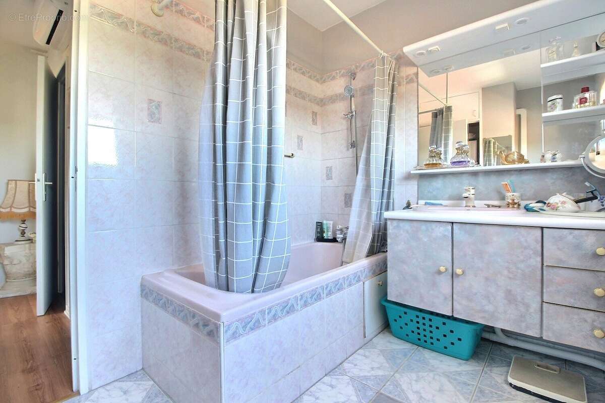 Appartement à RAMONVILLE-SAINT-AGNE