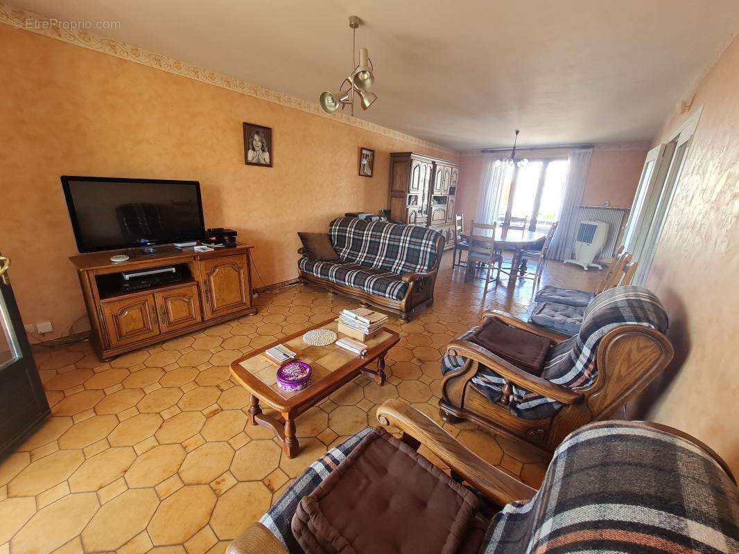 Maison à ATHIS-MONS