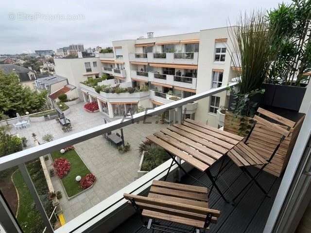 Appartement à NOGENT-SUR-MARNE