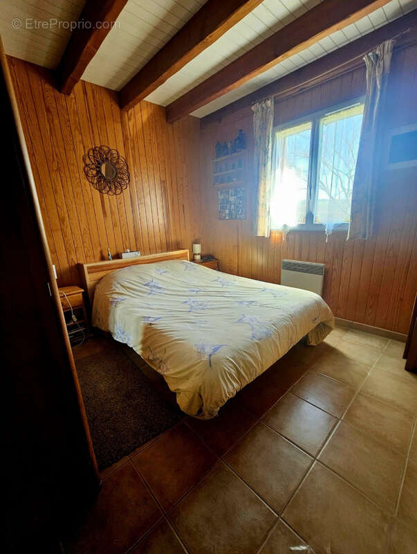 Maison à SAINT-SOZY