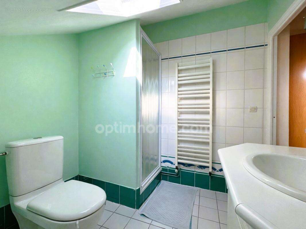 Appartement en duplex spacieux et lumimeux - proche centre ville - lisieux (14) - photo 22