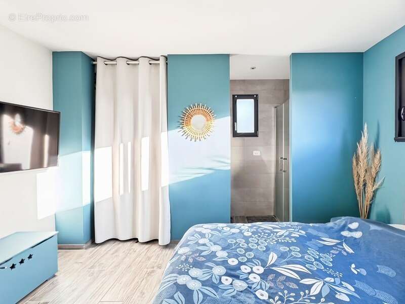 Maison à LES PONTS-DE-CE