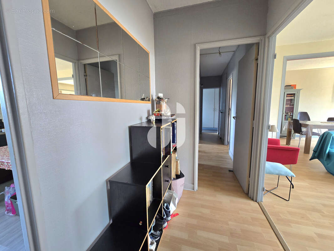 Appartement 4 pièces Gradignan 72 m2 avec balcon cave et parking - photo 5