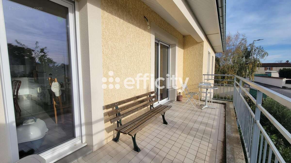 Appartement à CHASSIEU