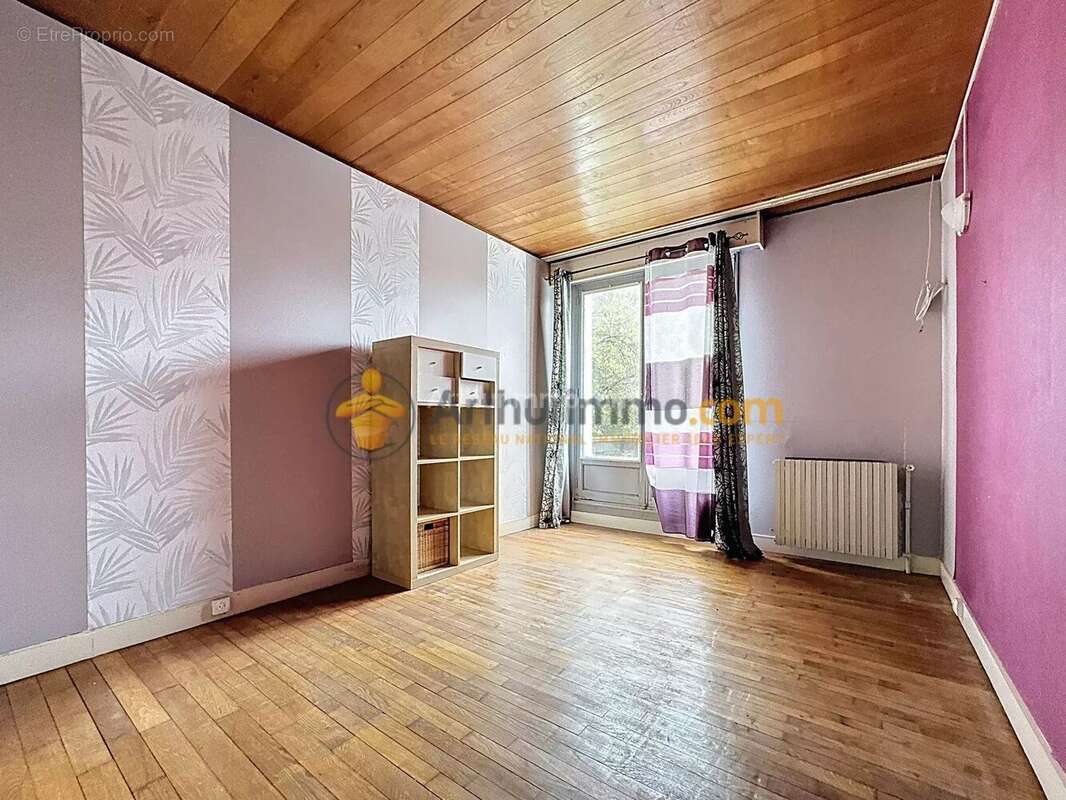 Maison à CUISSY-ET-GENY