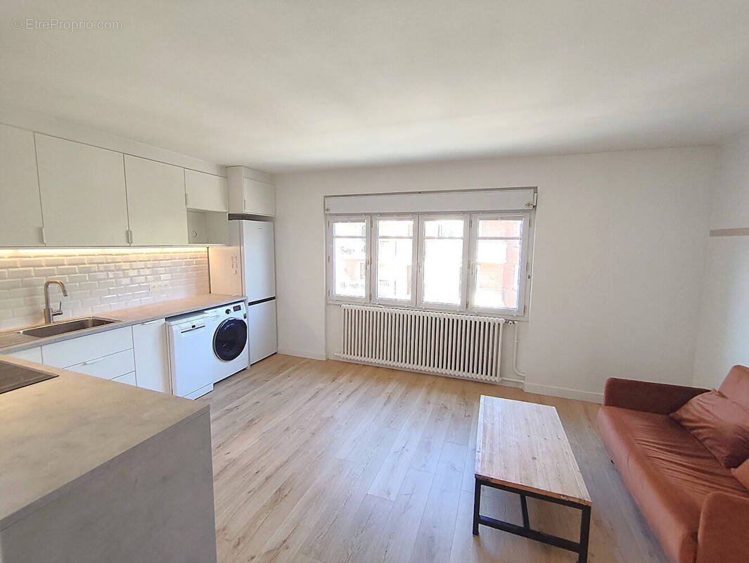 Appartement à ISSY-LES-MOULINEAUX