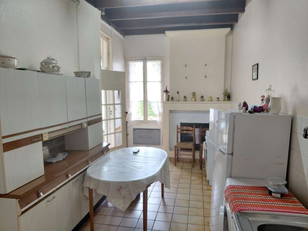Maison 143 m² à Mirambeau  - photo 6