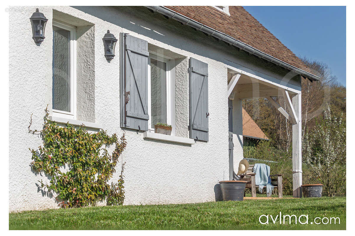 Maison à SAINT-NOM-LA-BRETECHE