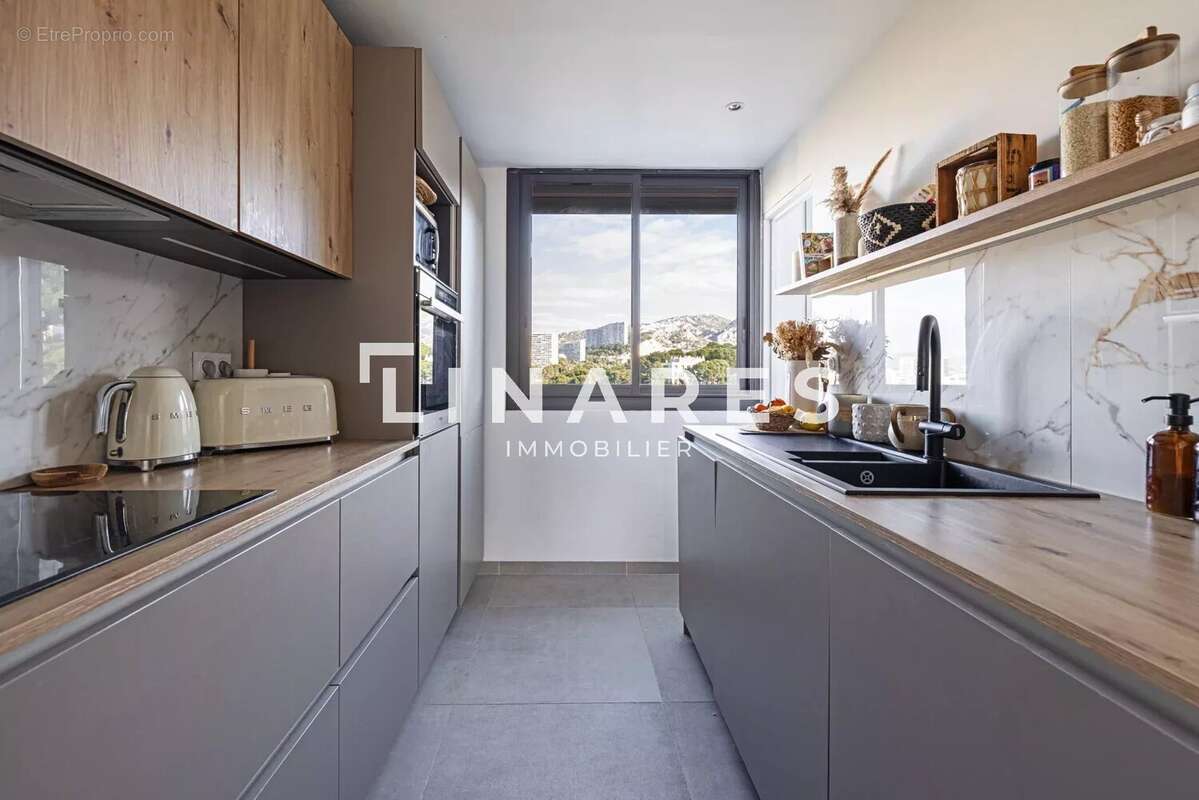 Appartement à MARSEILLE-9E