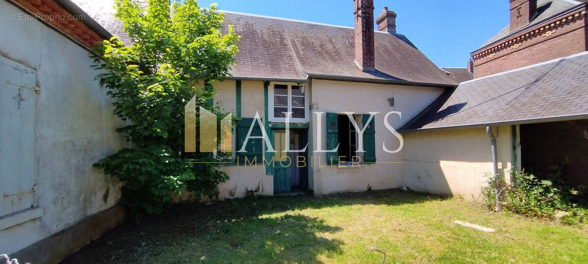 Maison 61 m² à Serifontaine  - photo 1