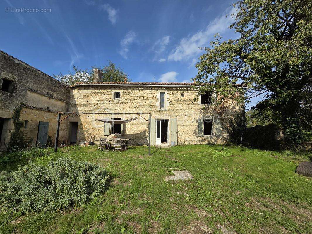 Maison à GOURNAY-LOIZE