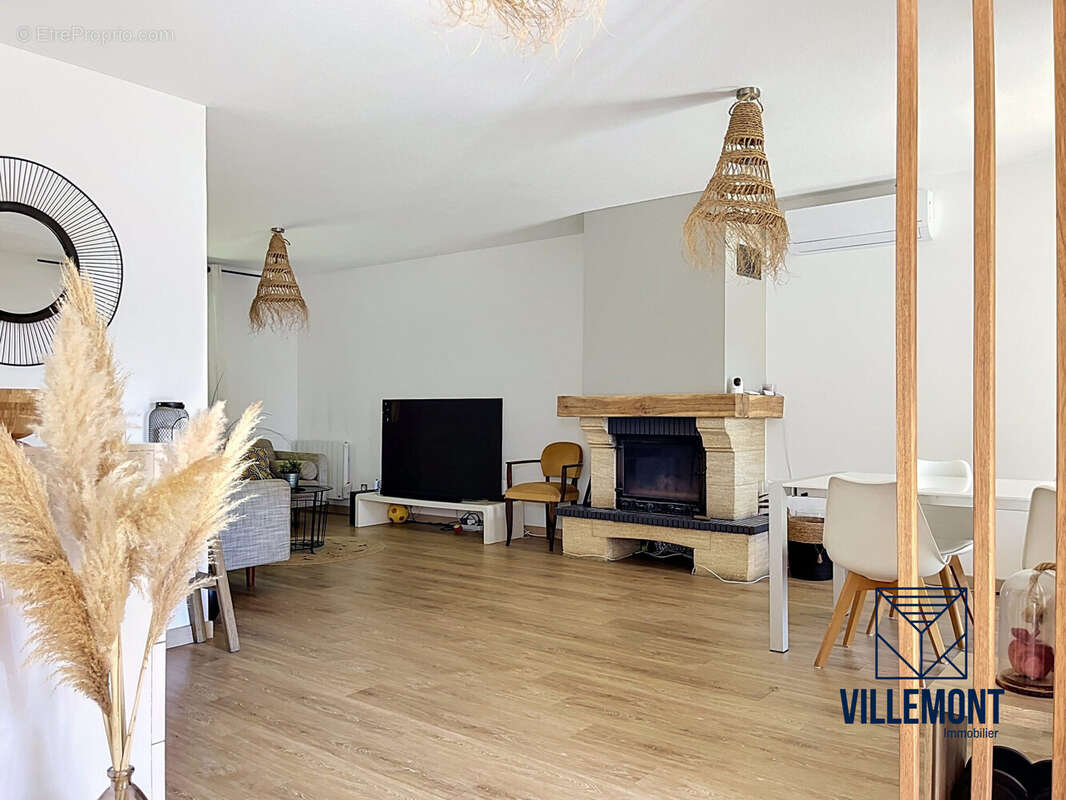 Charme - Maison à LUNEL-VIEL
