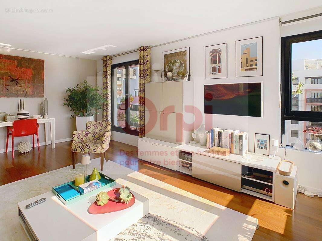 Appartement à ISSY-LES-MOULINEAUX