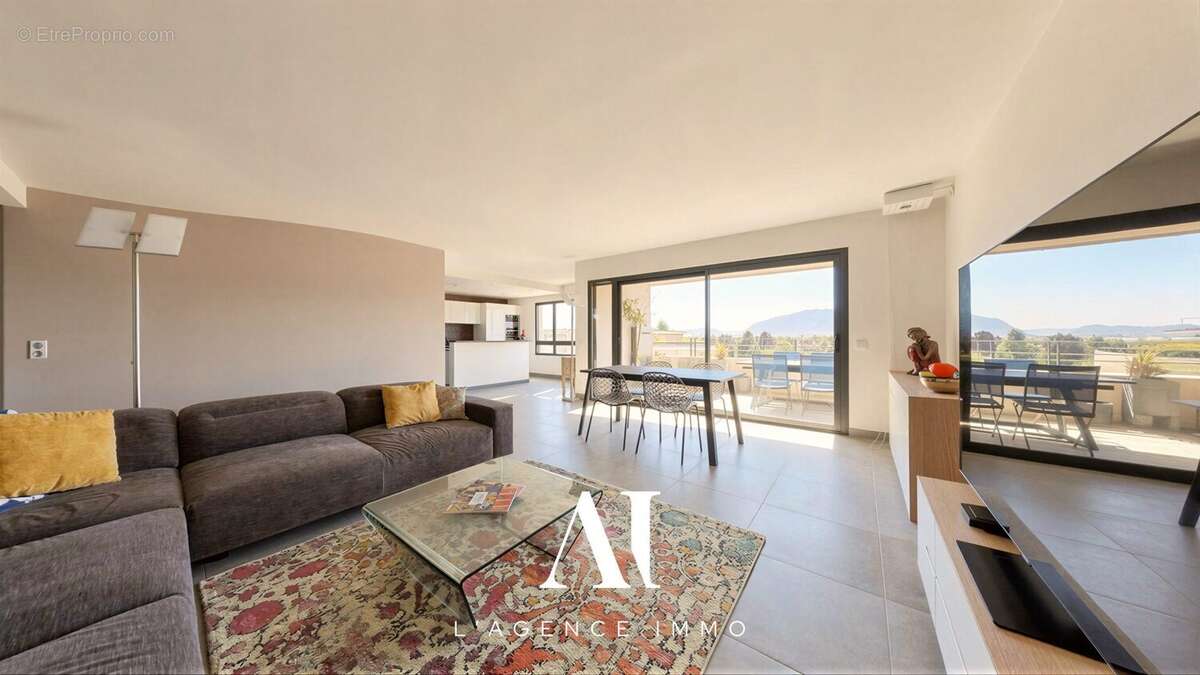 Appartement à SAINT-GENIS-POUILLY