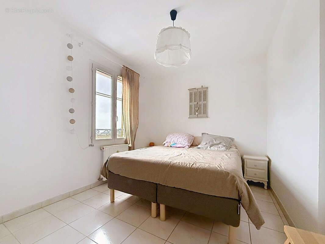 Maison à LA GARDE-FREINET