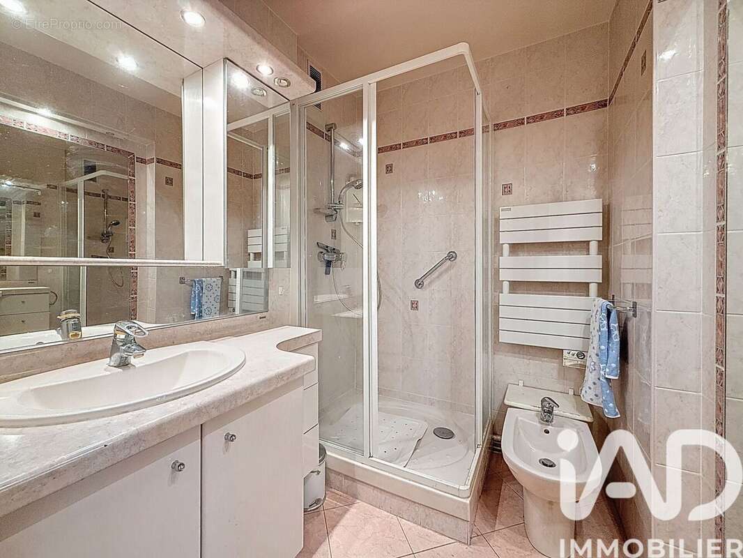 Photo 9 - Appartement à NOGENT-SUR-MARNE