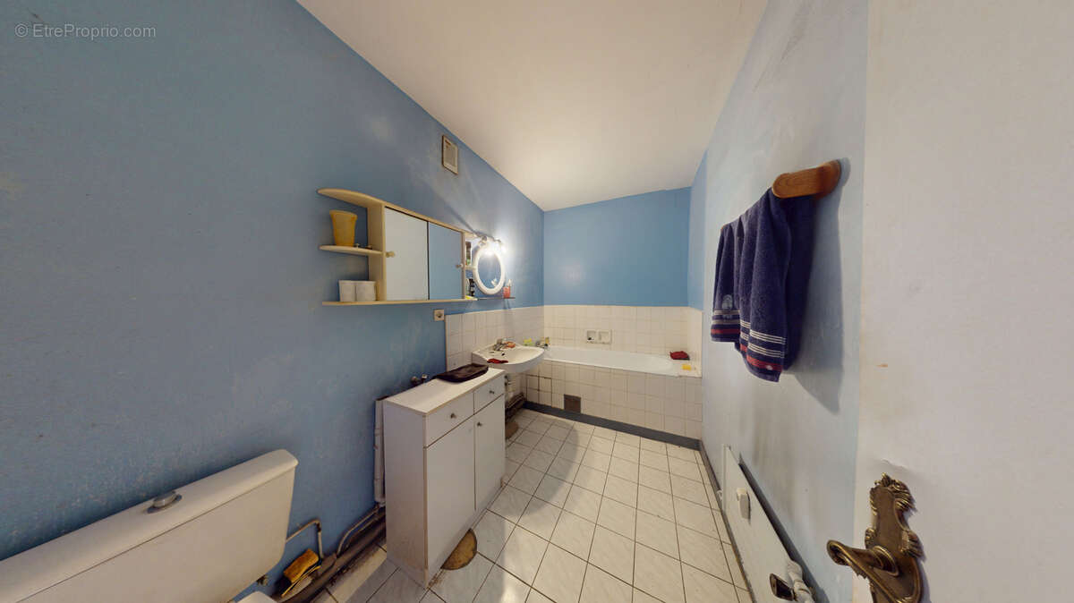 Appartement à SAINT-ETIENNE