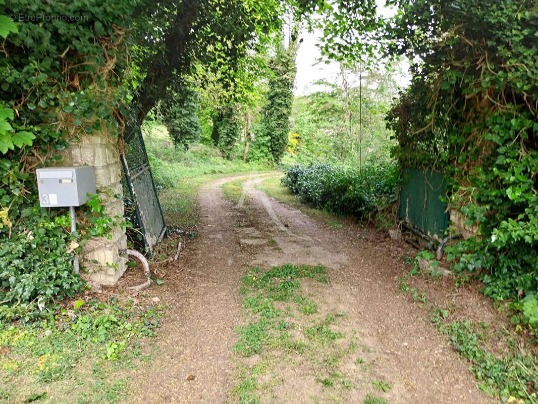 Terrain Mezy Sur Seine 1200 m² - photo 3