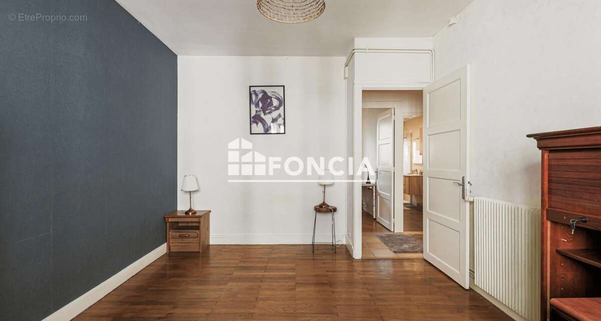 Grenoble mutualiste appartement t4 avec cachet - dpe classe c - photo 15