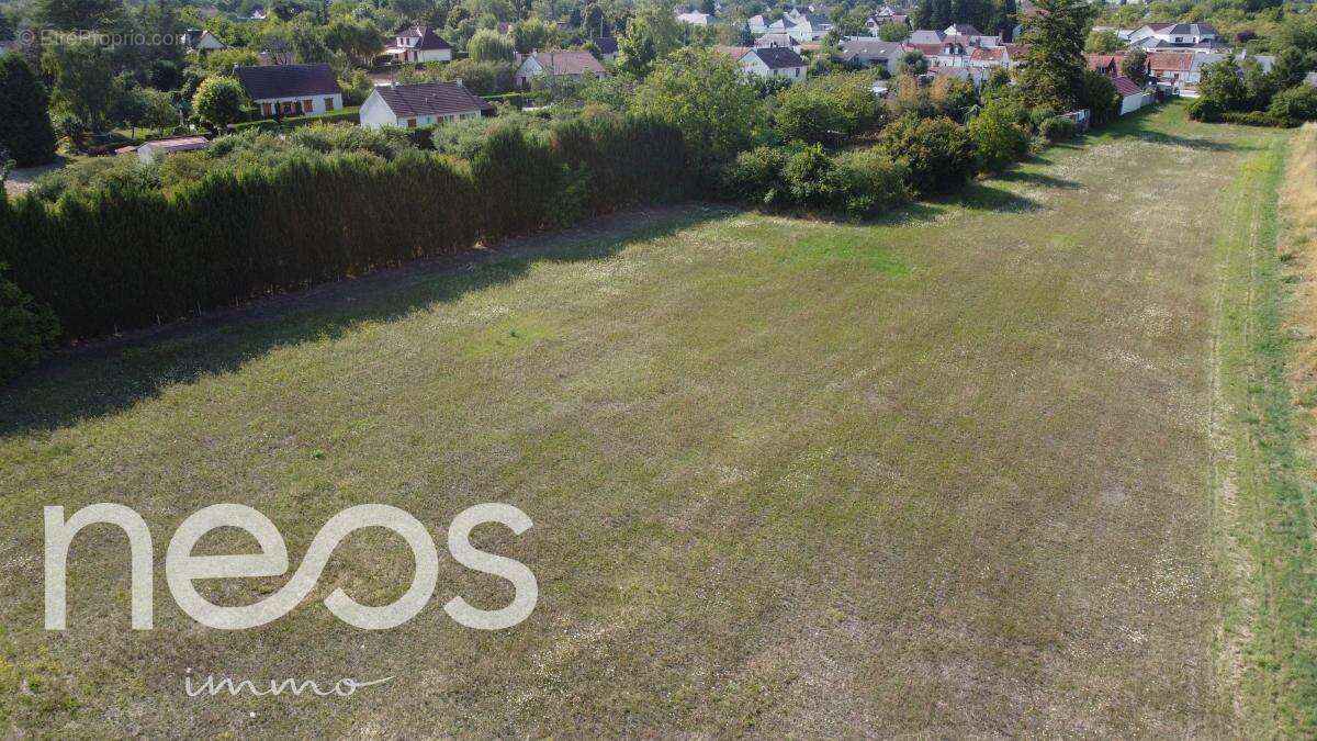 Terrain 8703 m² à Mehun-Sur-Yevre  - photo 23