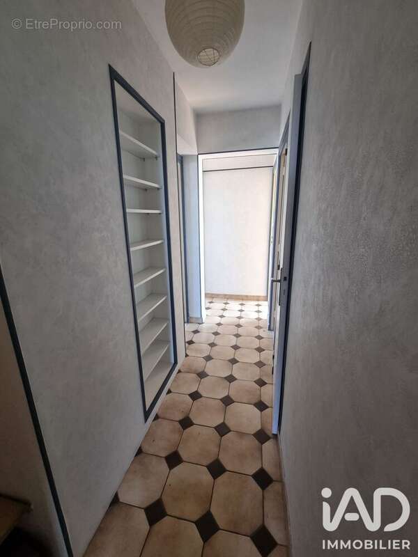 Appartement 97 m² à Roanne  - photo 2