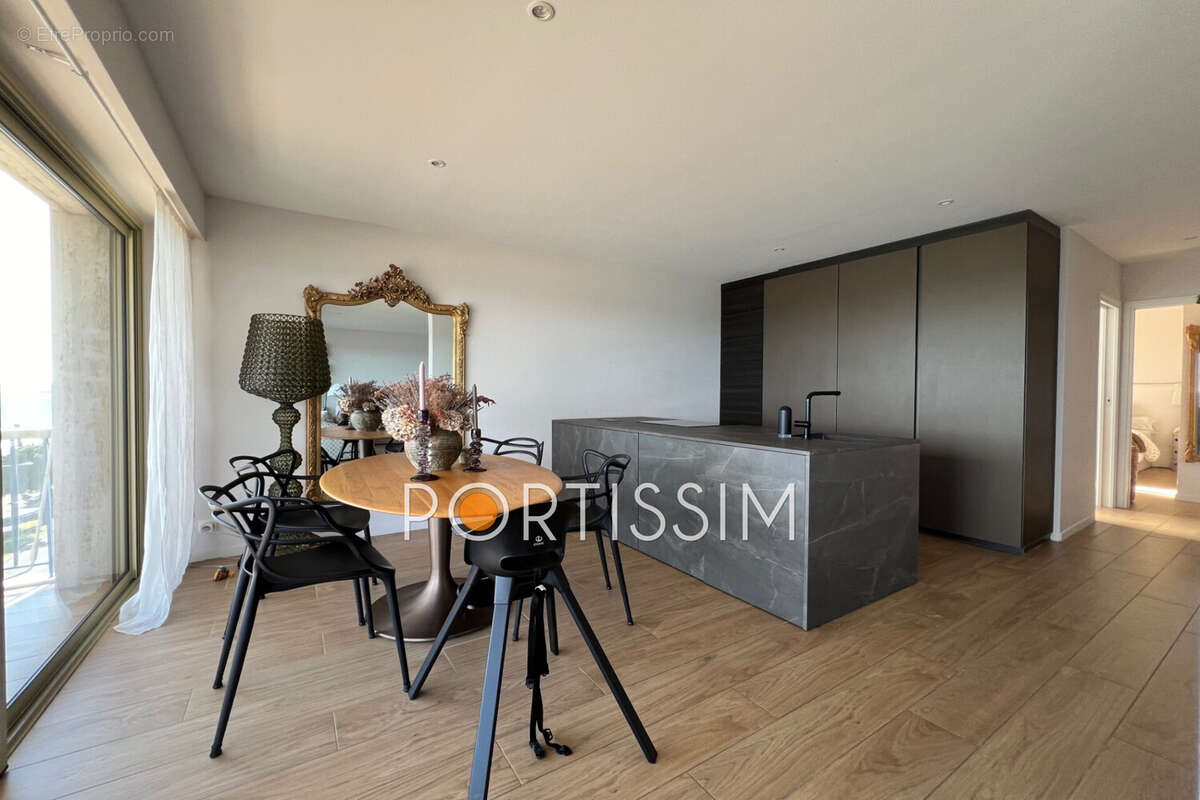 Appartement à CAGNES-SUR-MER