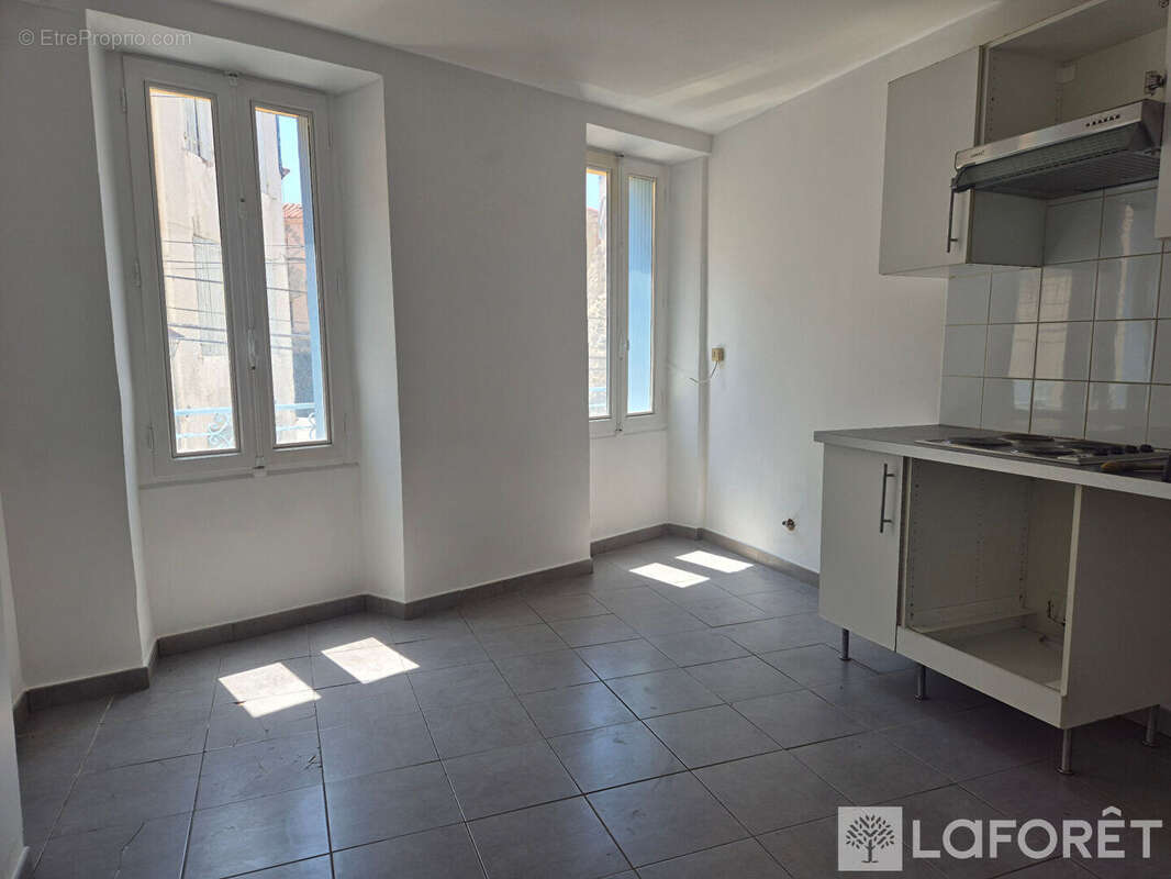 Maison Prades 5 pièce(s) 109 m2 - photo 2