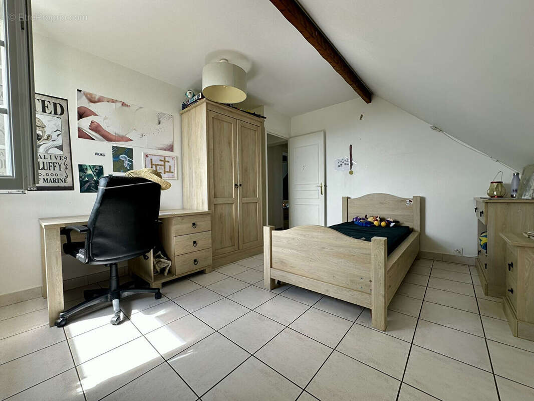 Maison Camelin 8 pièce(s) 200 m2 - photo 14