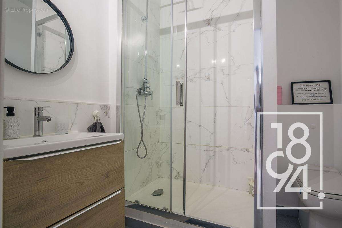 Appartement à MARSEILLE-6E
