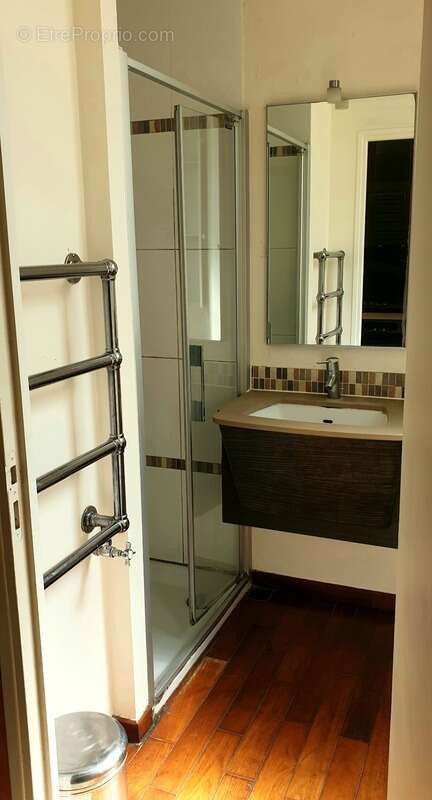 Appartement à PARIS-10E