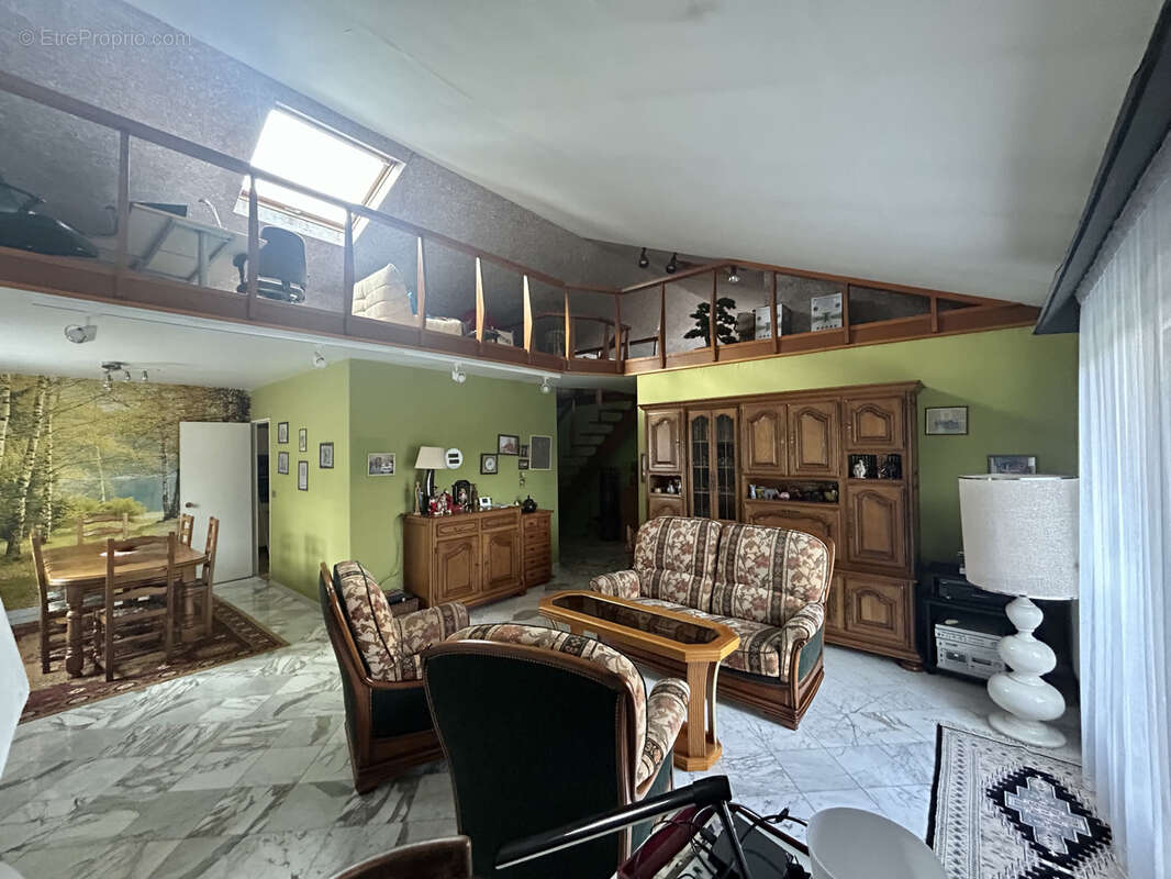 Maison à CLAYE-SOUILLY