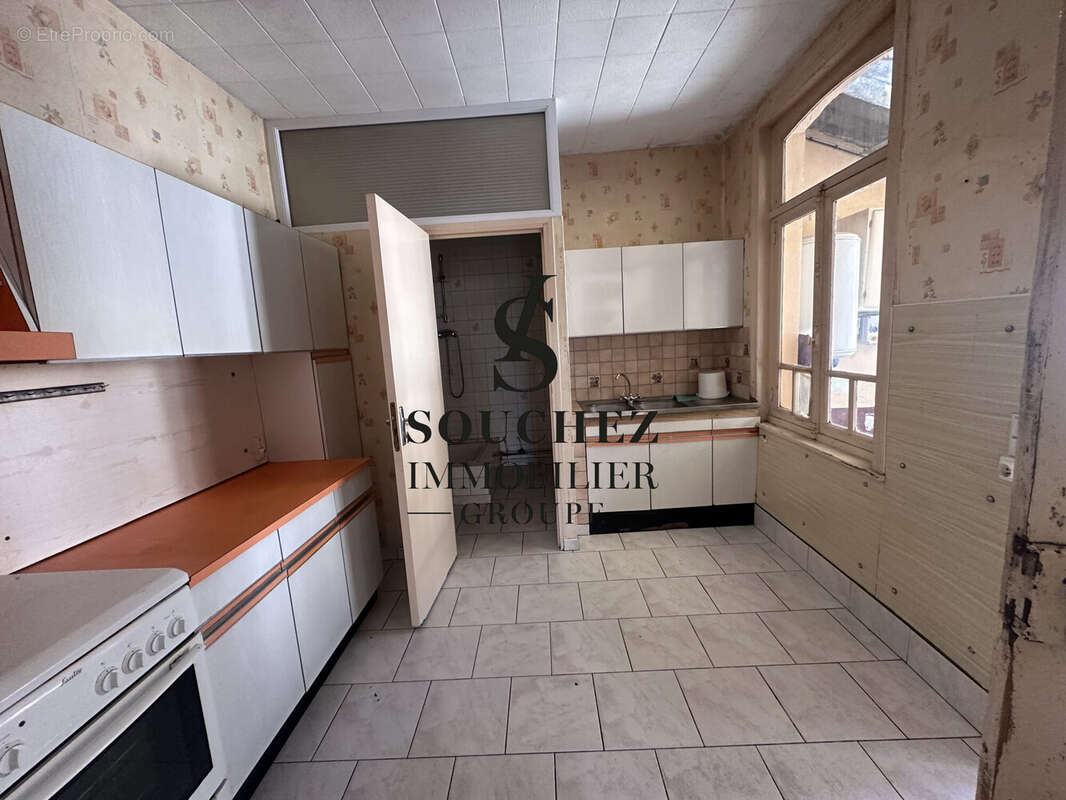Appartement à AVION