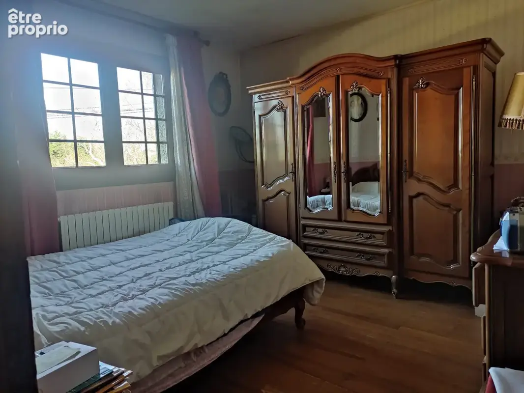 Maison familiale 3 chambres - jardin garage - proche tram A - photo 7