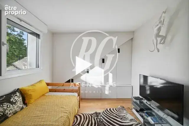Maison 7 pièces rénovée avec piscine - photo 8
