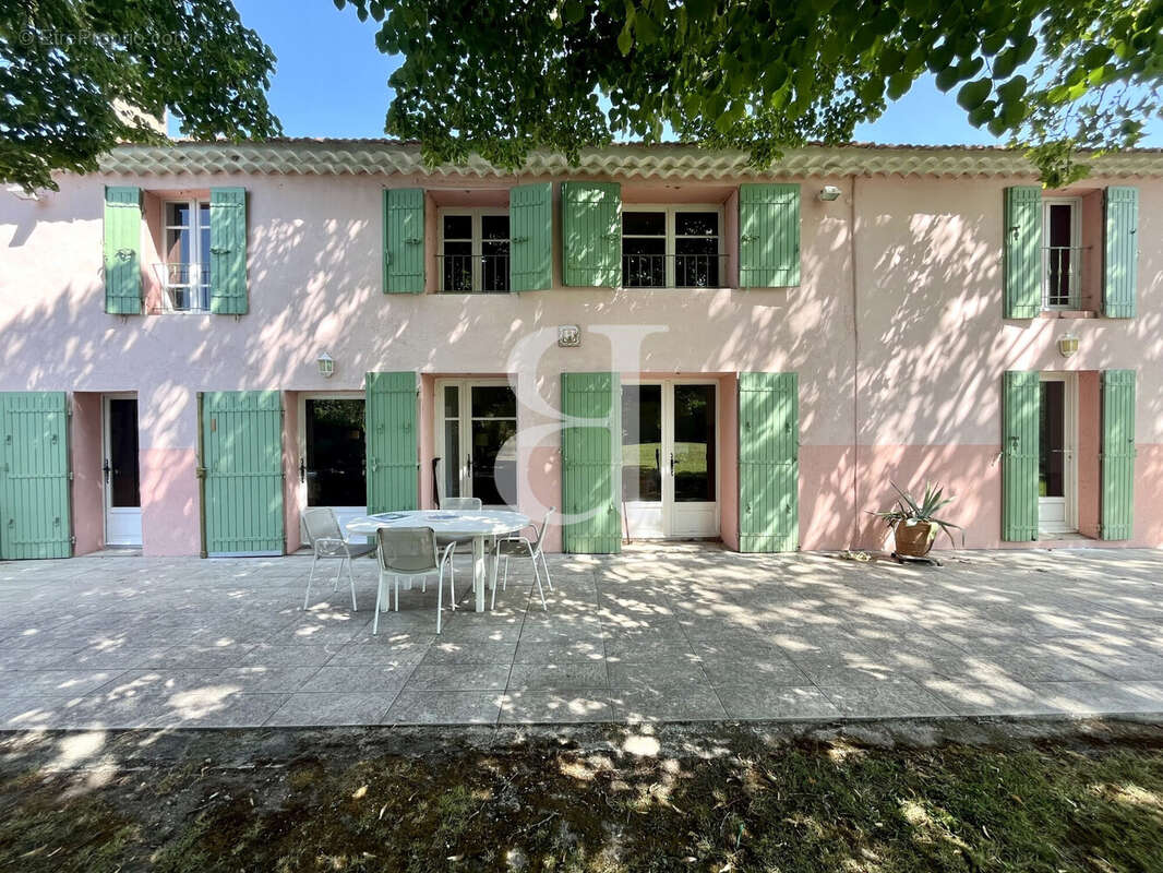 Maison à NOVES