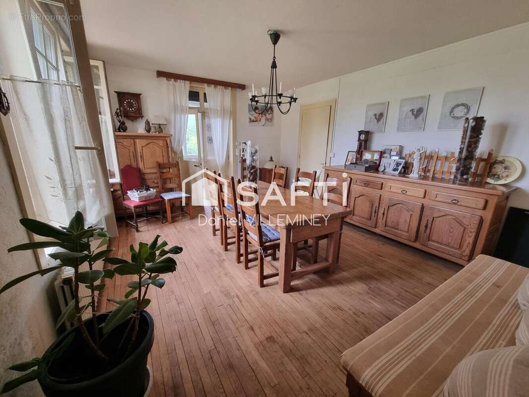 Photo 4 - Maison à SAINT-LOUP-SUR-SEMOUSE