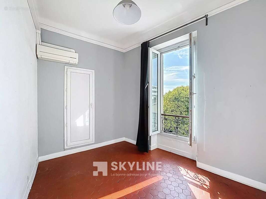 Appartement à MARSEILLE-6E