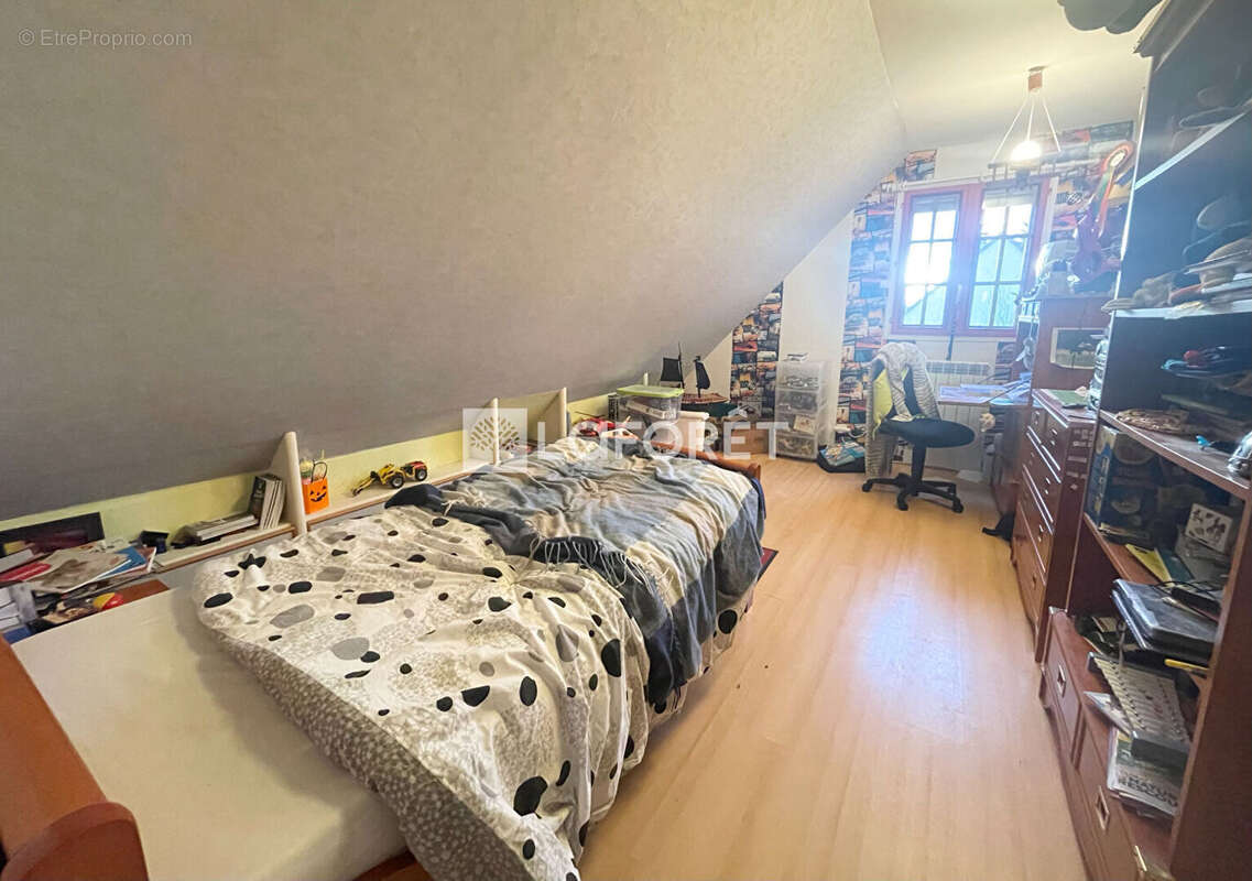 Maison à MOUSSEAUX-SUR-SEINE