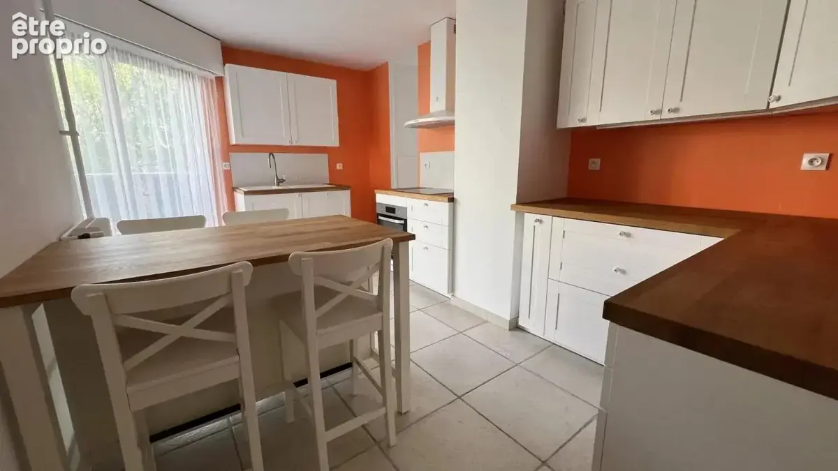 F3 de 70 m² avec balcon 14 m² - photo 3