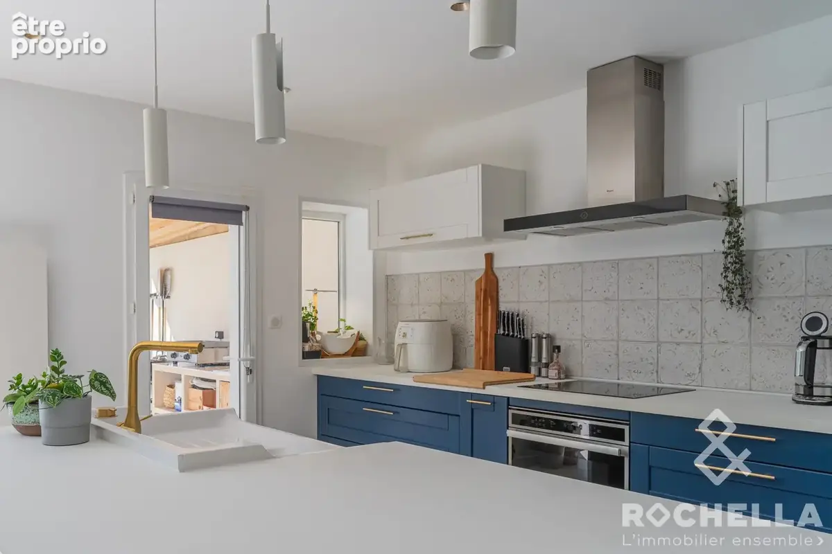 Maison 110 m² à Thaire  - photo 5
