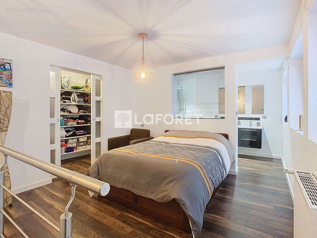 Appartement Type Loft Limoges 7 pièce(s) 257m2 - photo 12