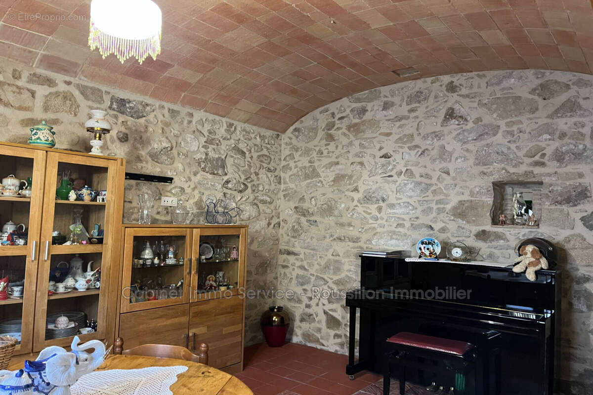 Maison à LE PERTHUS